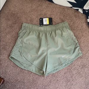 TAGS STILL ATTACHED!!! GREEN NIKE RUNNING SHORTS